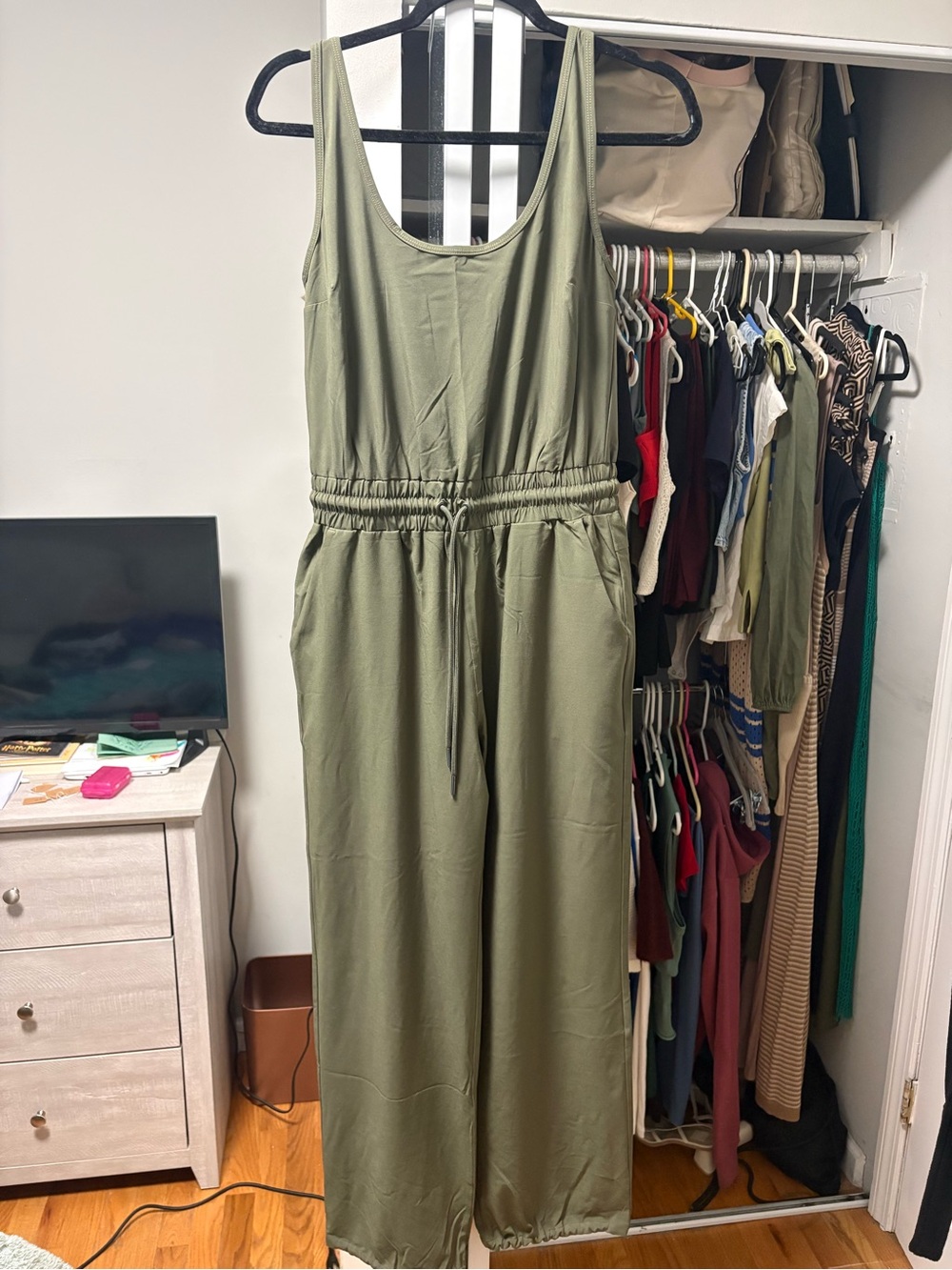 Abercrombie & Fitch Olive Green Travel Sleeveless Drawstring Jumpsuit - Picture 4 of 5